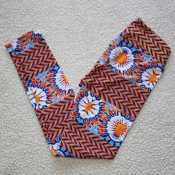 LuLaRoe Pants - SOLD Lularoe Tie Dye Red Blue OS Leggings - NWOT
